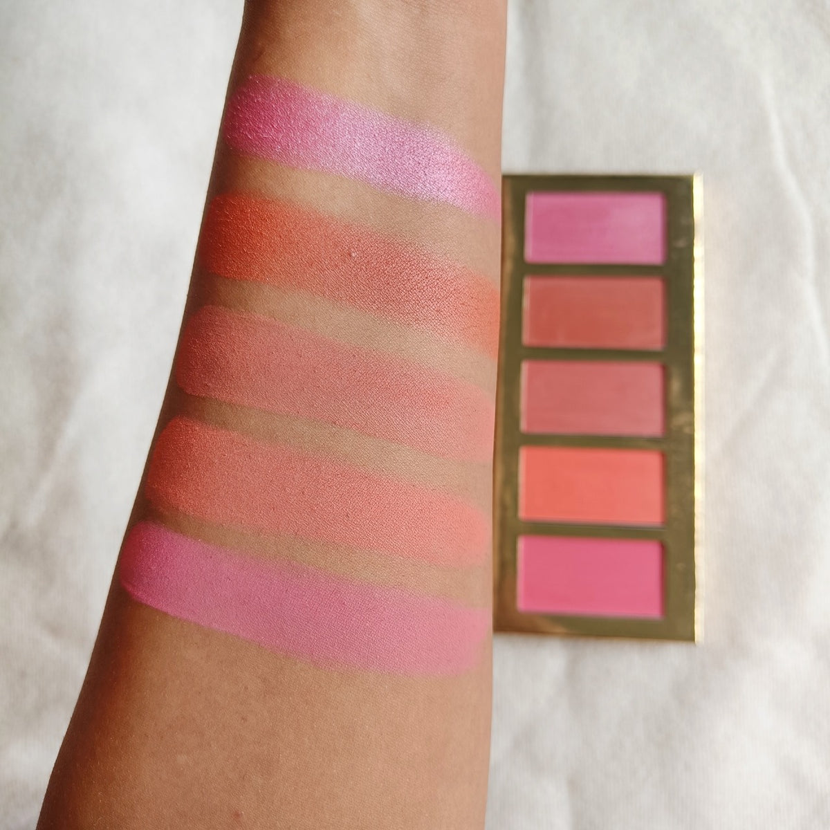 JUSTGOLD - 9388 ARTIST BLUSHER PALETTE